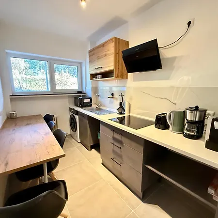 Business 5 Betten & Parkplatz Apartment Lüdenscheid